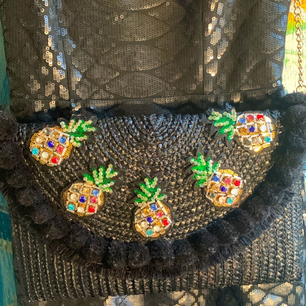Vintage basket woven purse